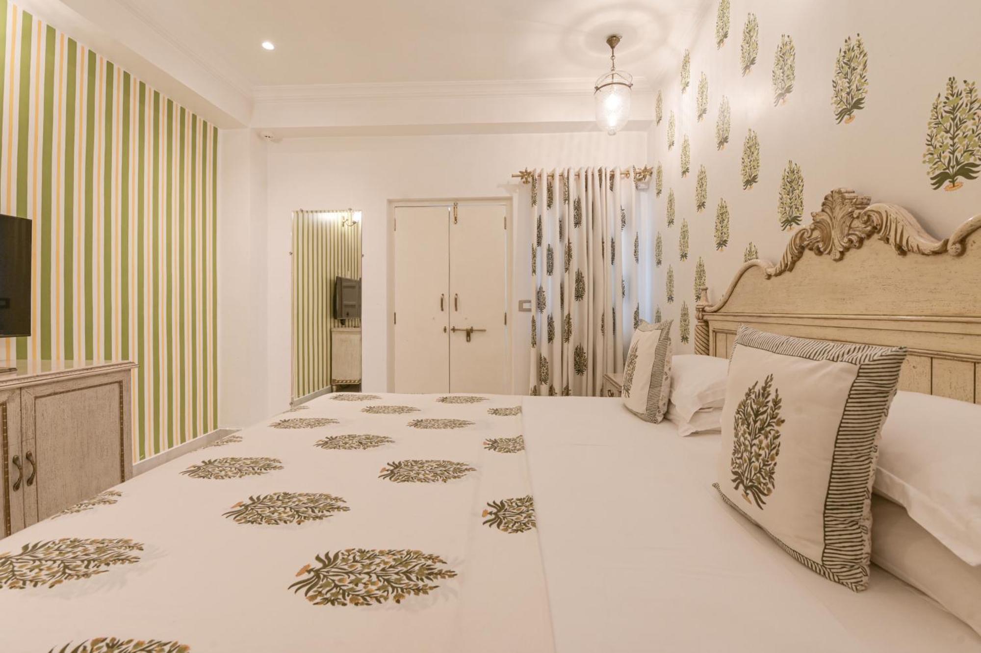จาแกท นิวาส พาเลซ โฮเต็ล Hotel อุเดเปอร์ ภายนอก รูปภาพ