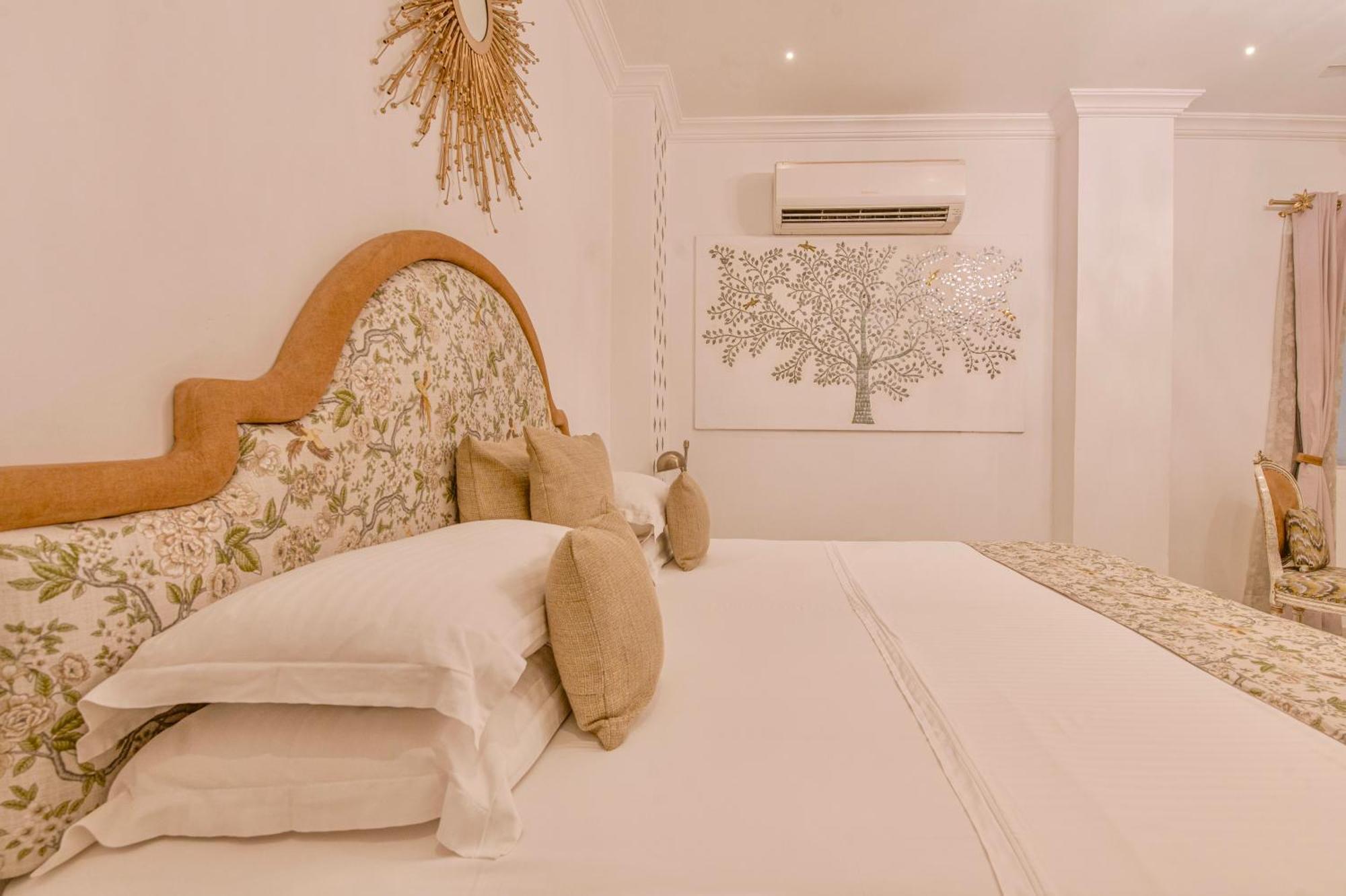 จาแกท นิวาส พาเลซ โฮเต็ล Hotel อุเดเปอร์ ภายนอก รูปภาพ