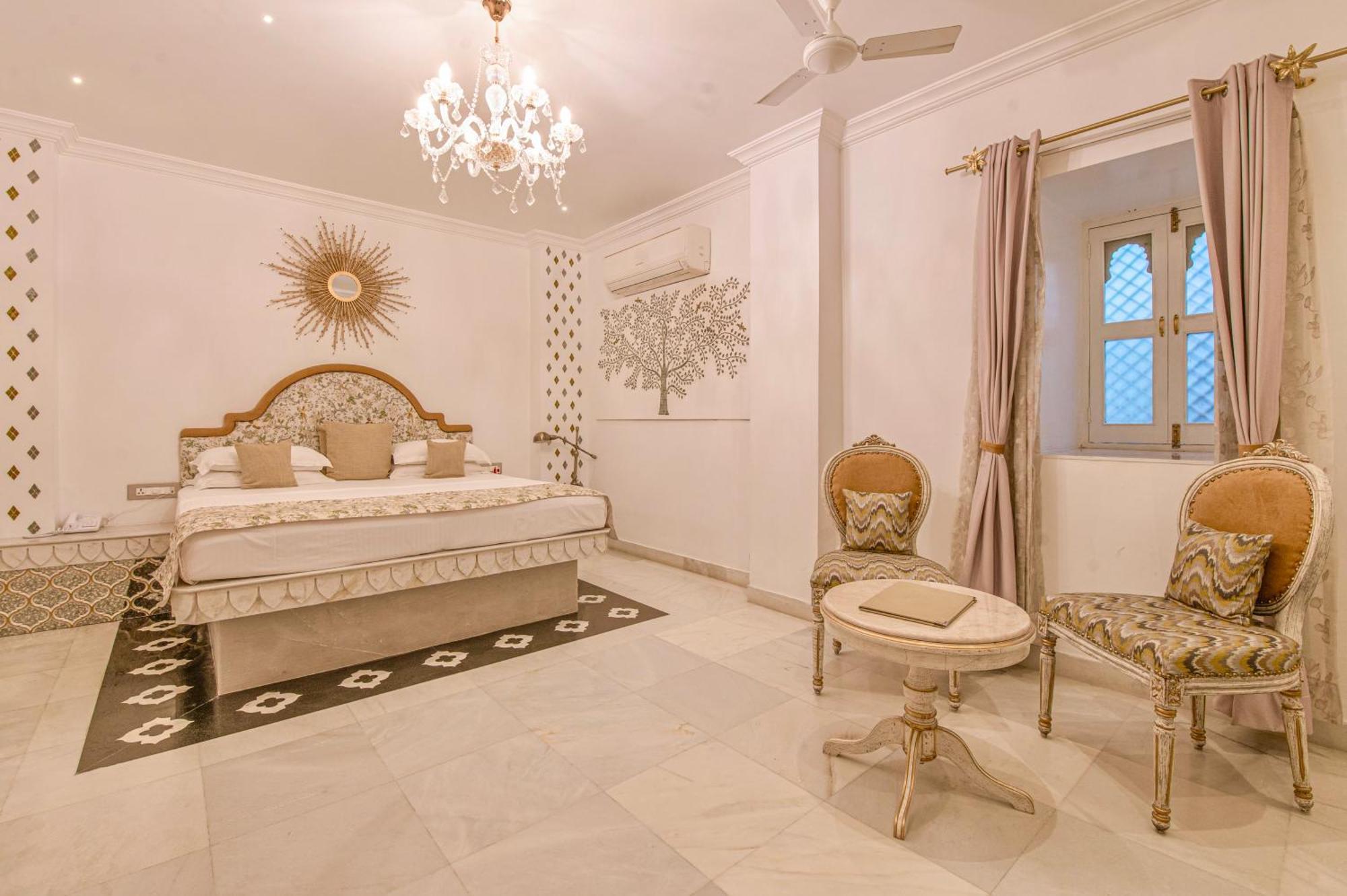 จาแกท นิวาส พาเลซ โฮเต็ล Hotel อุเดเปอร์ ภายนอก รูปภาพ