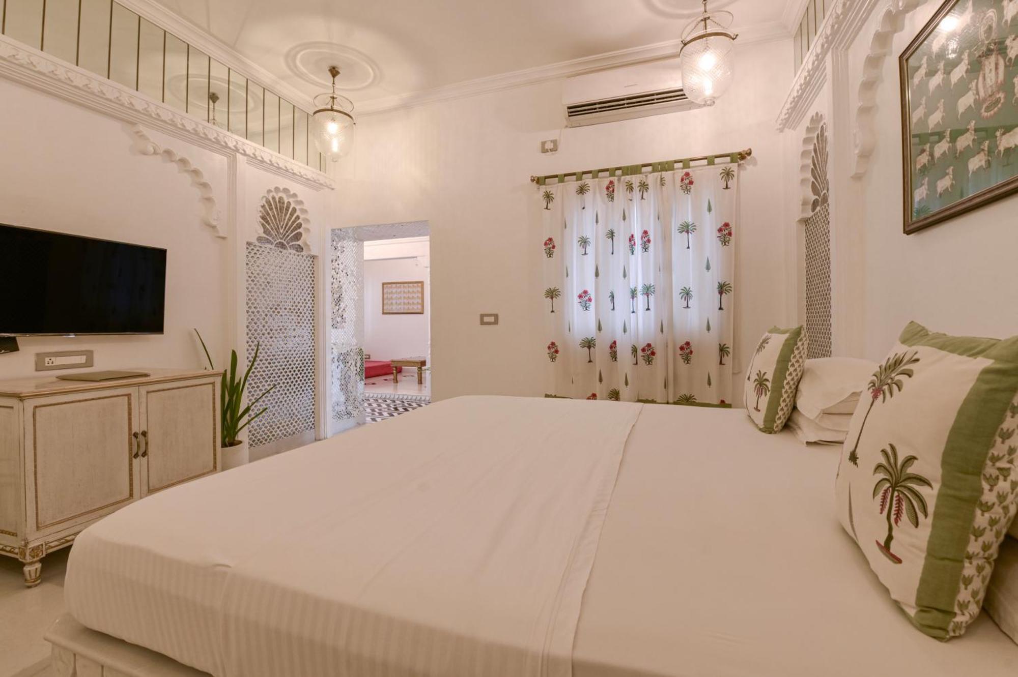 จาแกท นิวาส พาเลซ โฮเต็ล Hotel อุเดเปอร์ ภายนอก รูปภาพ