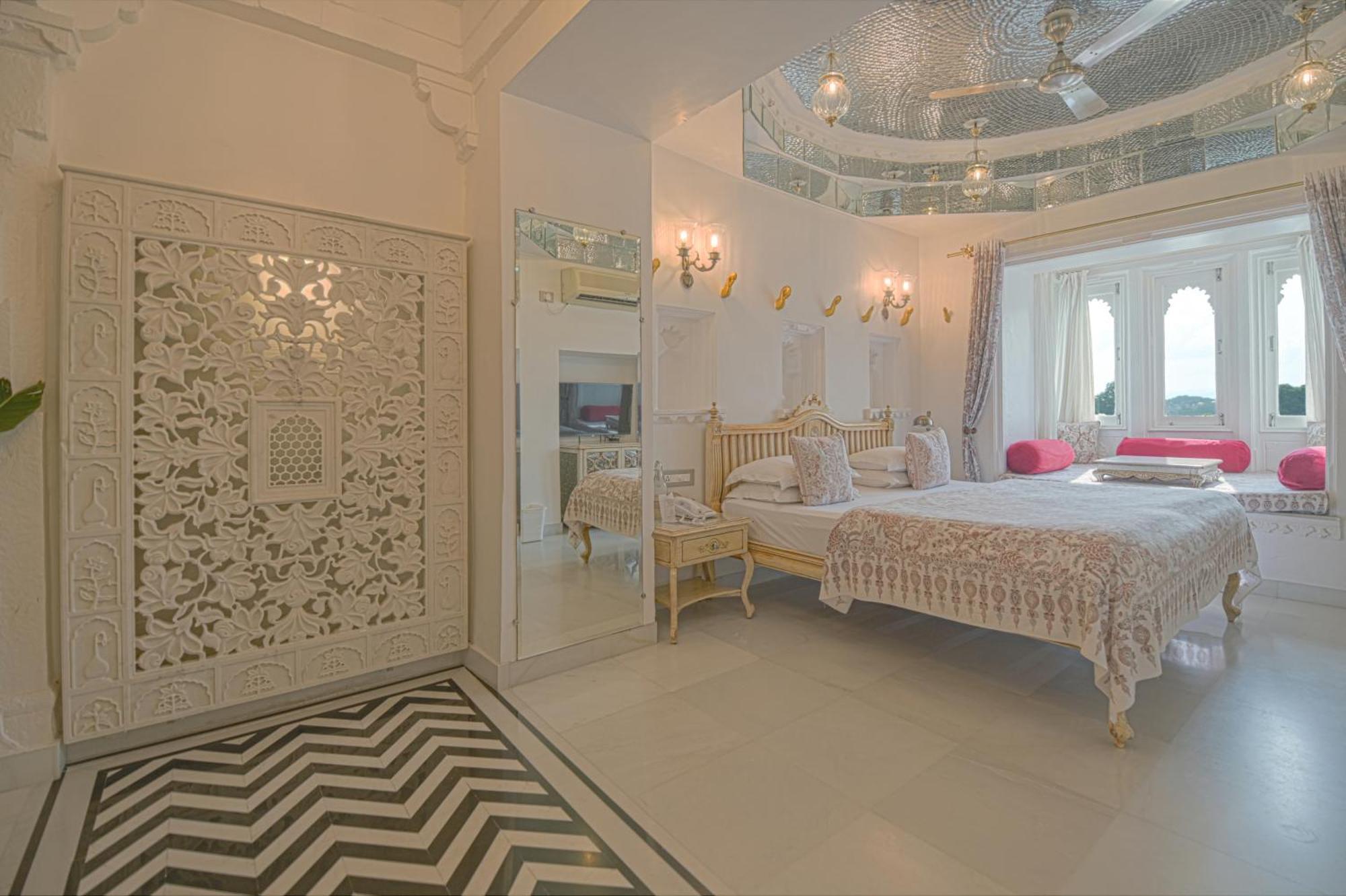 จาแกท นิวาส พาเลซ โฮเต็ล Hotel อุเดเปอร์ ภายนอก รูปภาพ